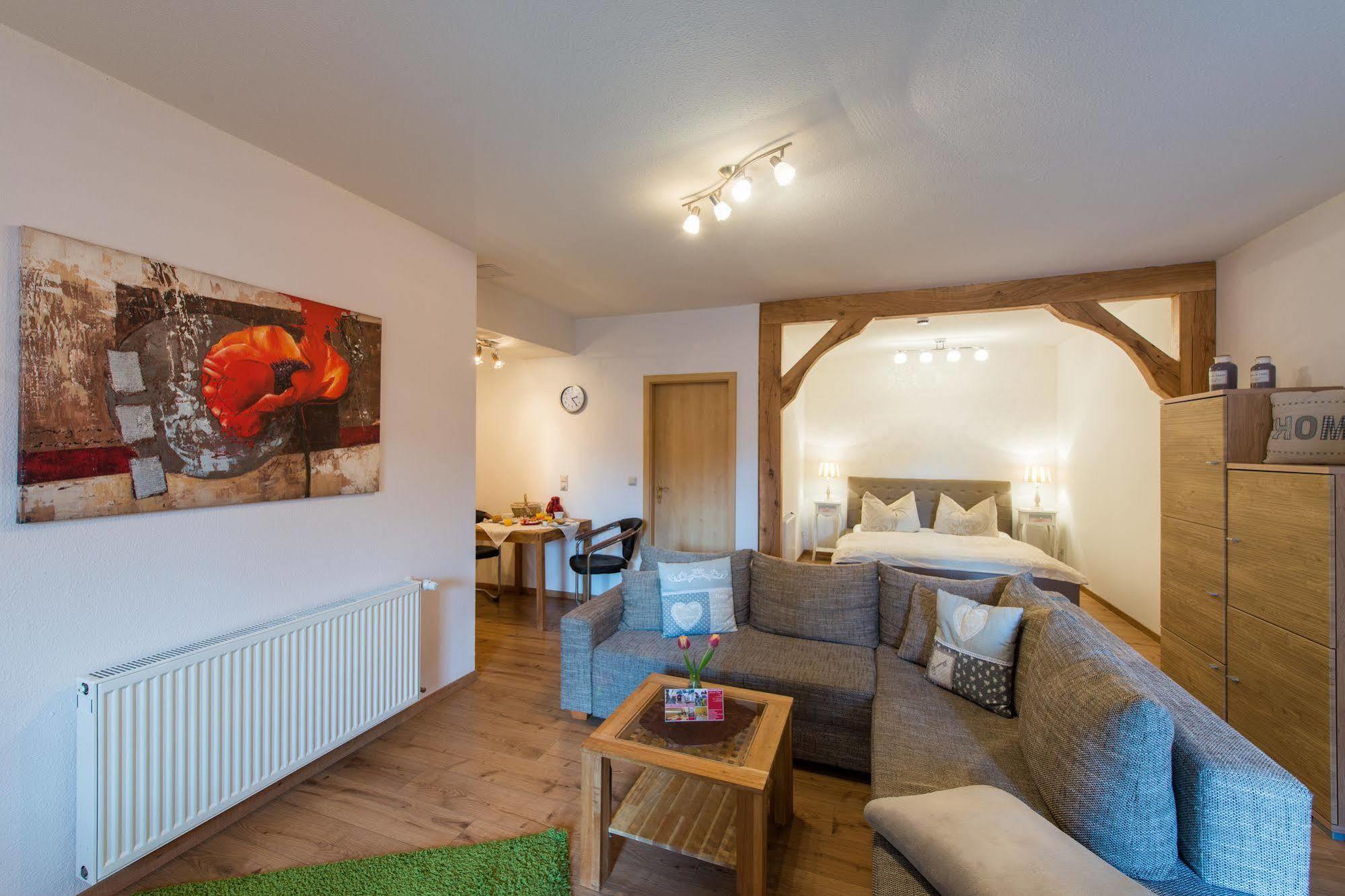Apartmenthaus Im Stieg Quedlinburg Exteriör bild