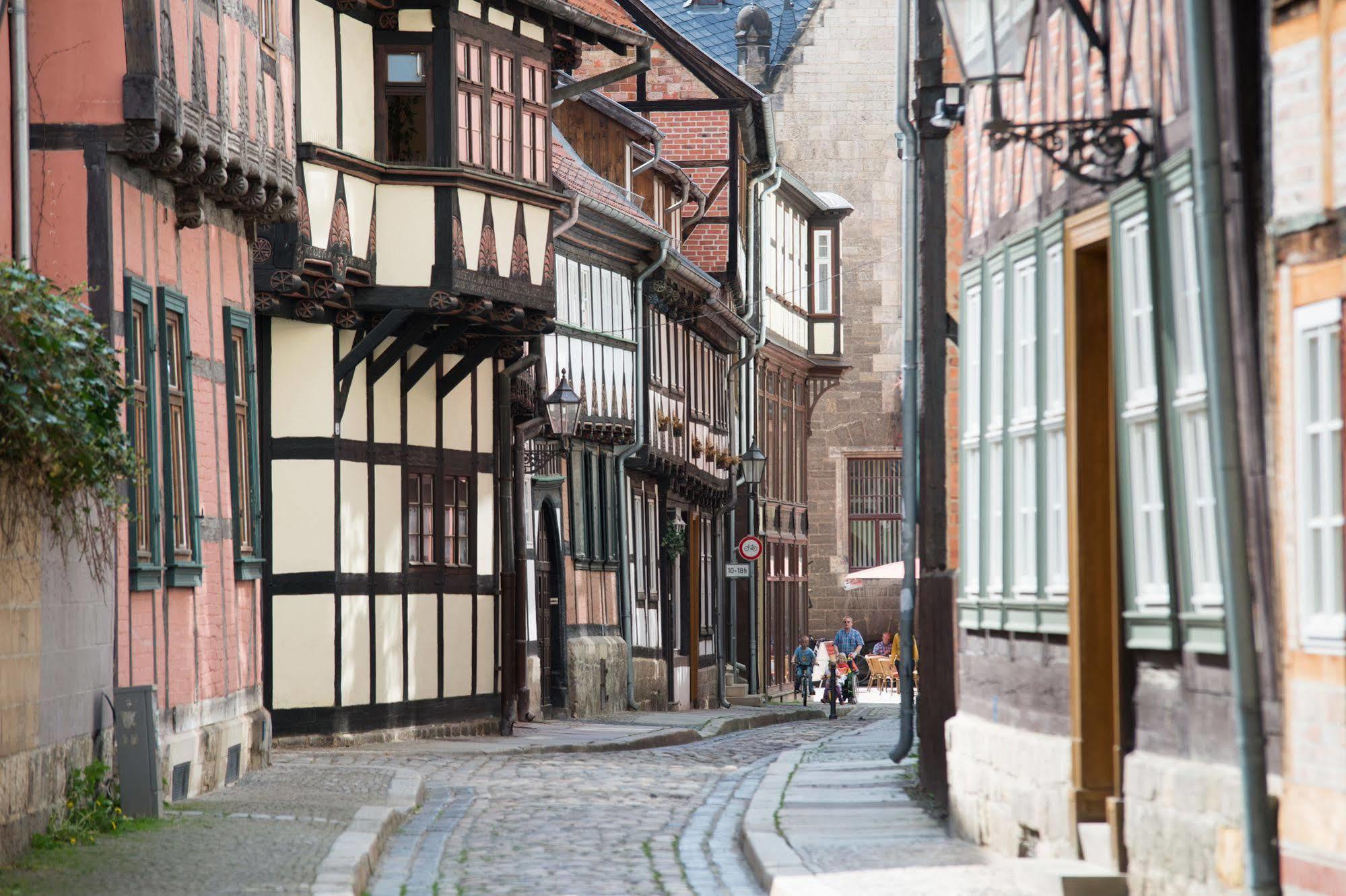 Apartmenthaus Im Stieg Quedlinburg Exteriör bild